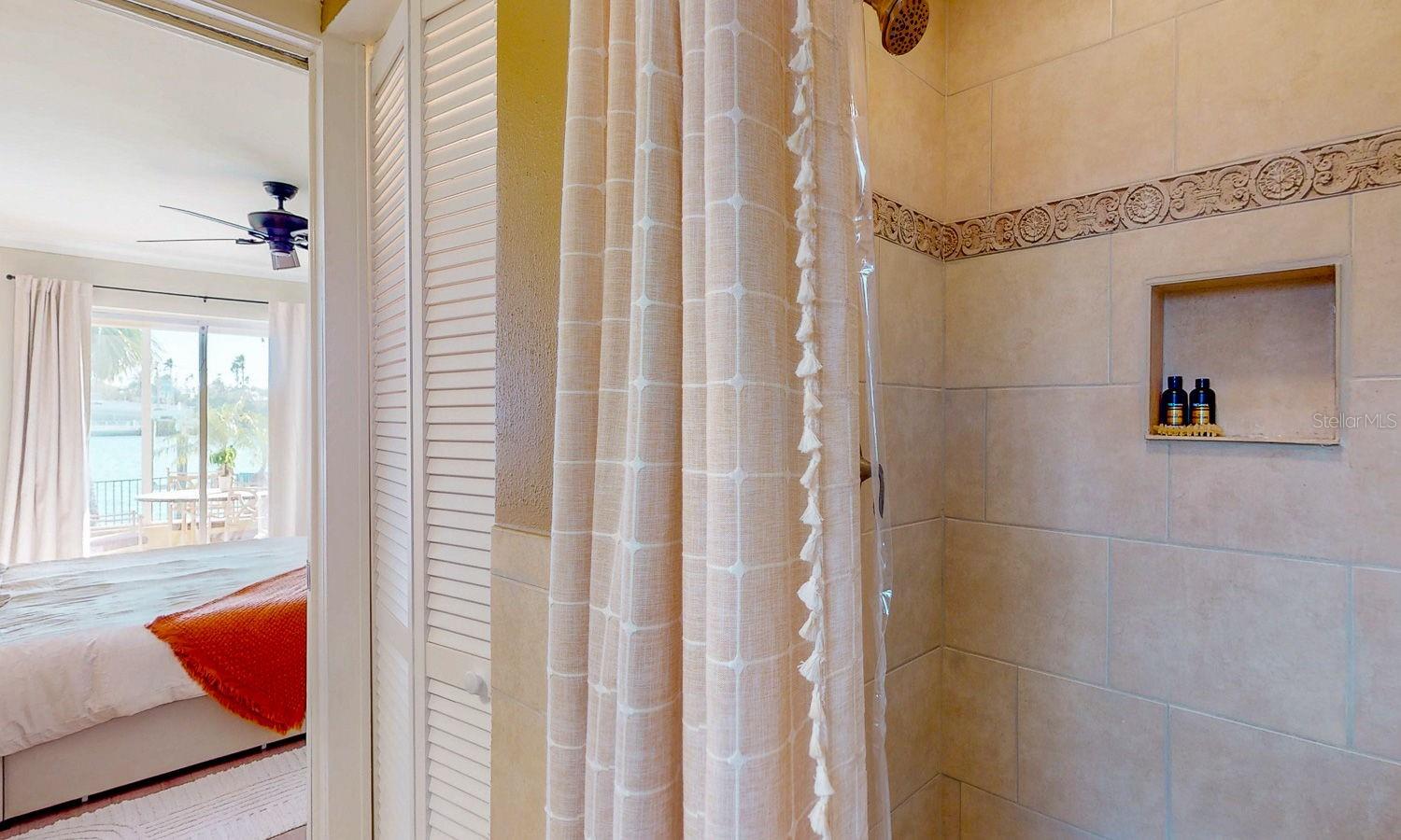 BELLE VISTA SHORES - Residential Lease