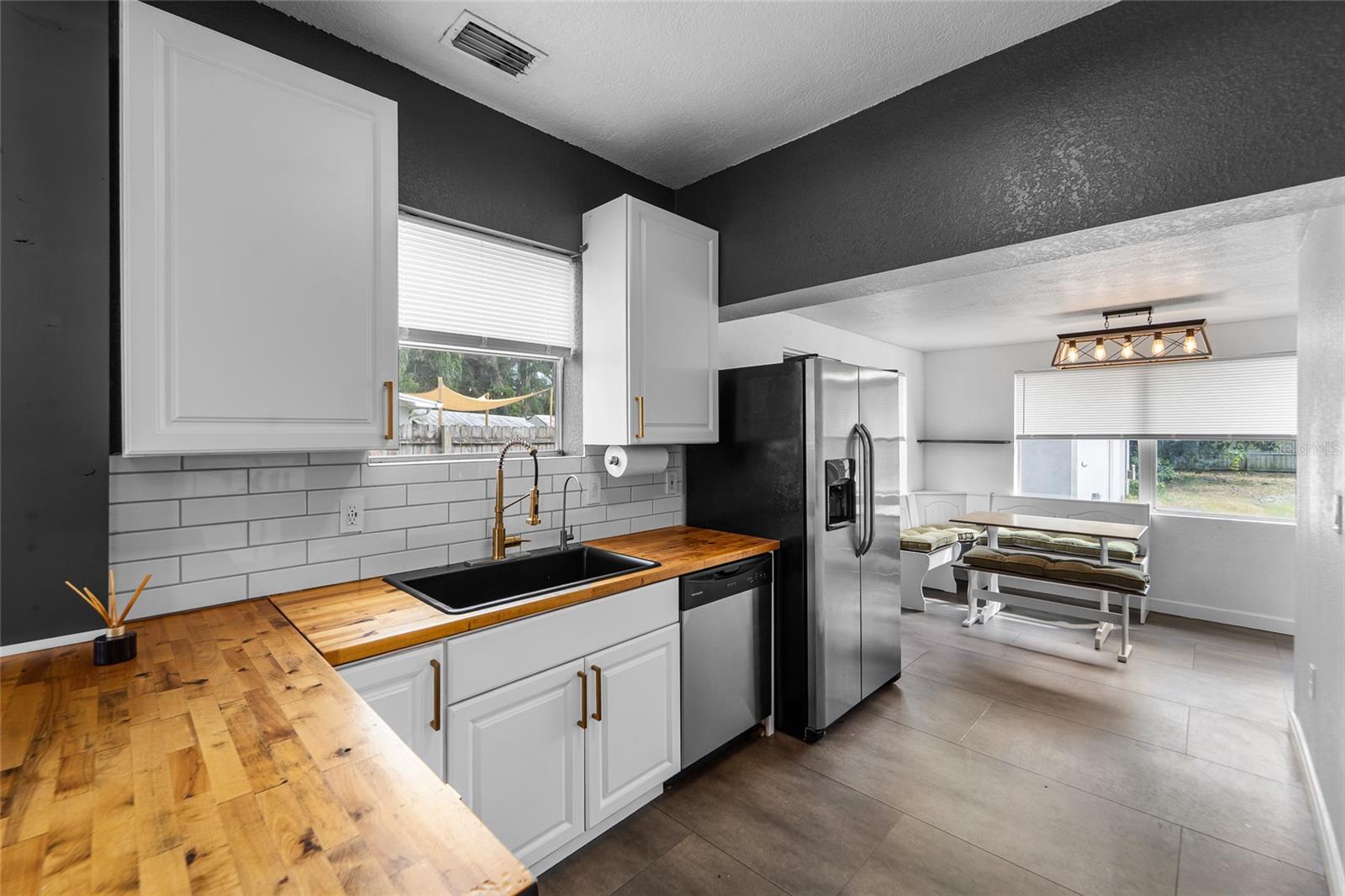 ANDERSON R M SUB - Residential