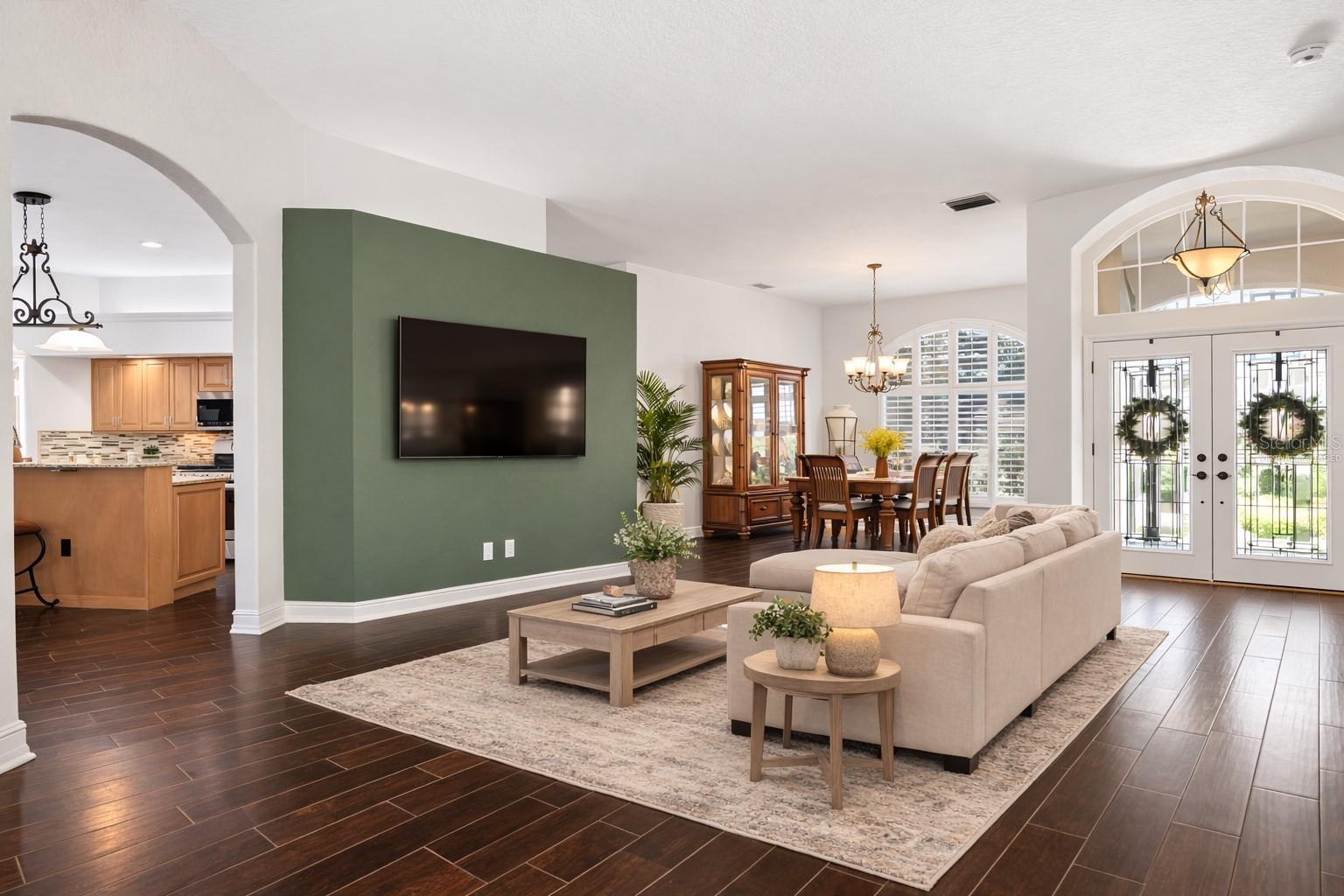 10555 SHADY OAK LANE