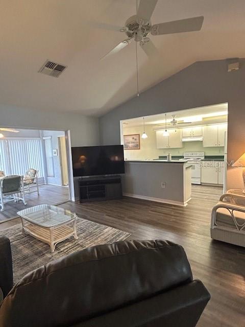 OAK RUN / THE FOUNTAINS - Residential