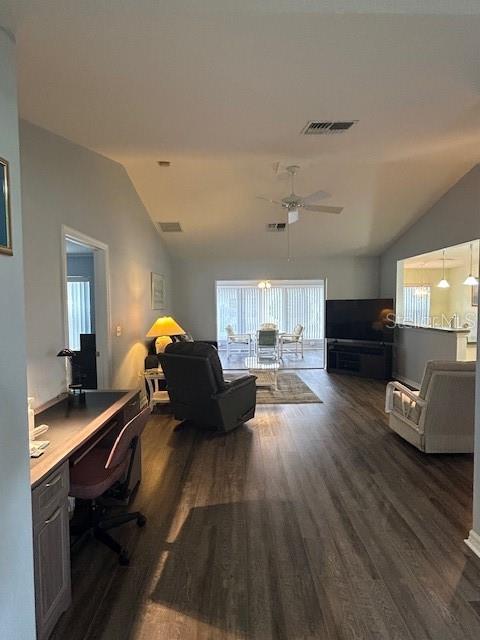 OAK RUN / THE FOUNTAINS - Residential