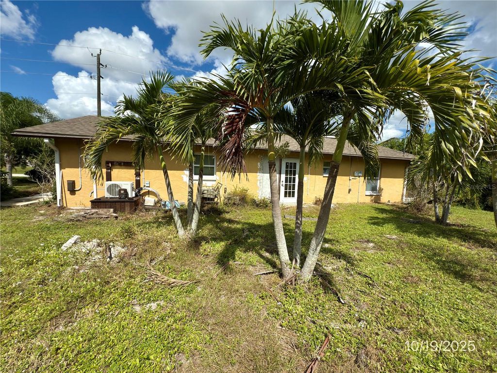 Photo of 9112 Pineapple Road, Fort Myers, FL 33967 (MLS # TB8439674)