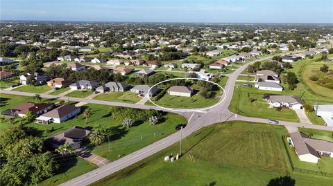 A home in PUNTA GORDA