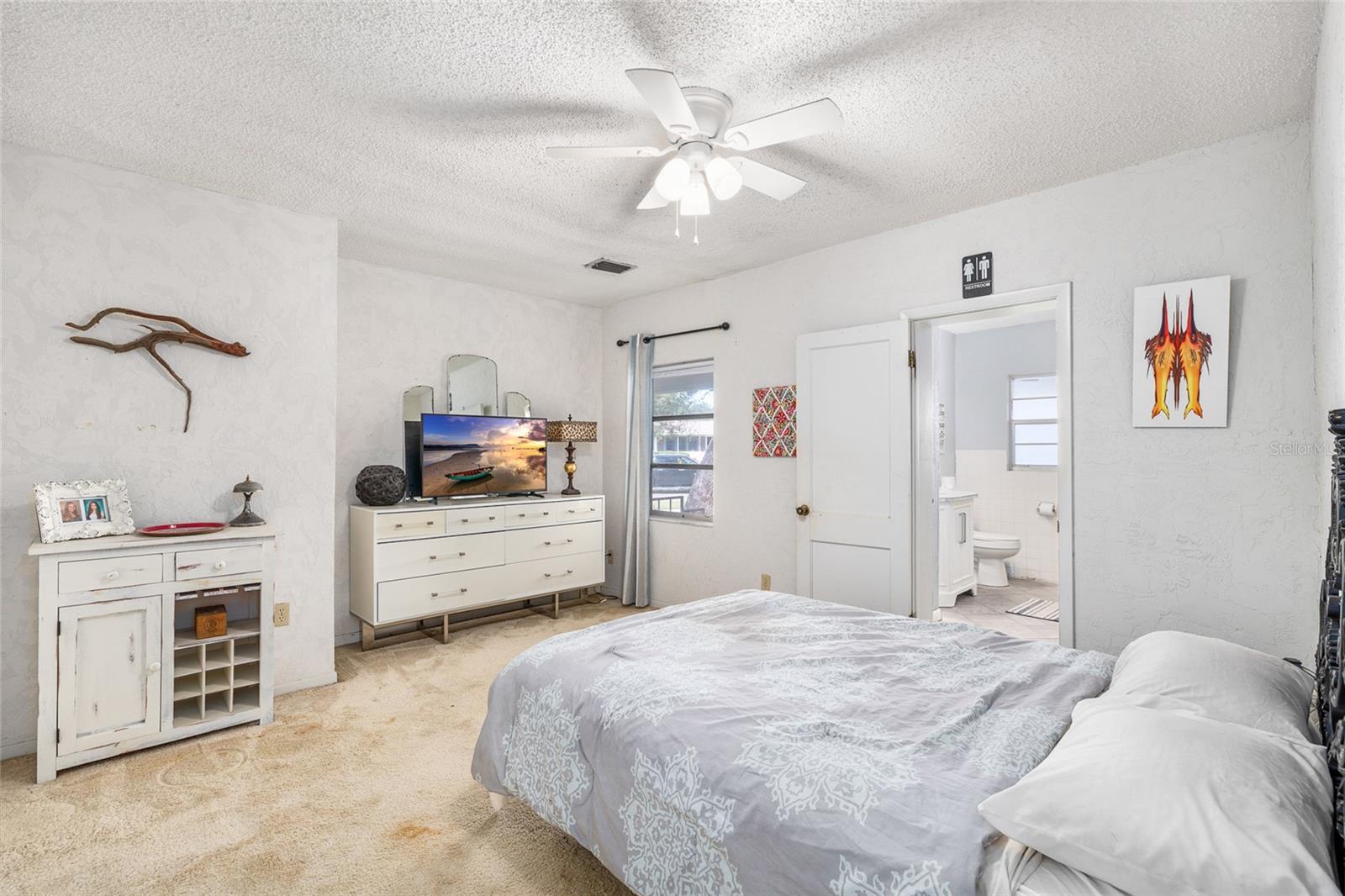 SHADOW LAWN - Residential