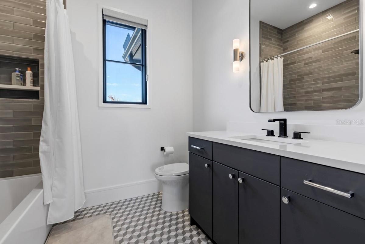 BAY HILL SEC 02 - Residential