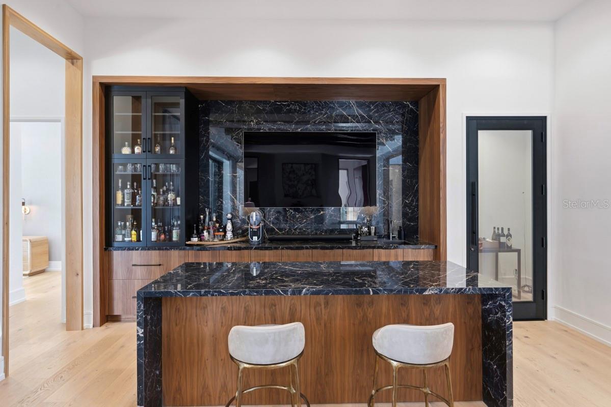 BAY HILL SEC 02 - Residential