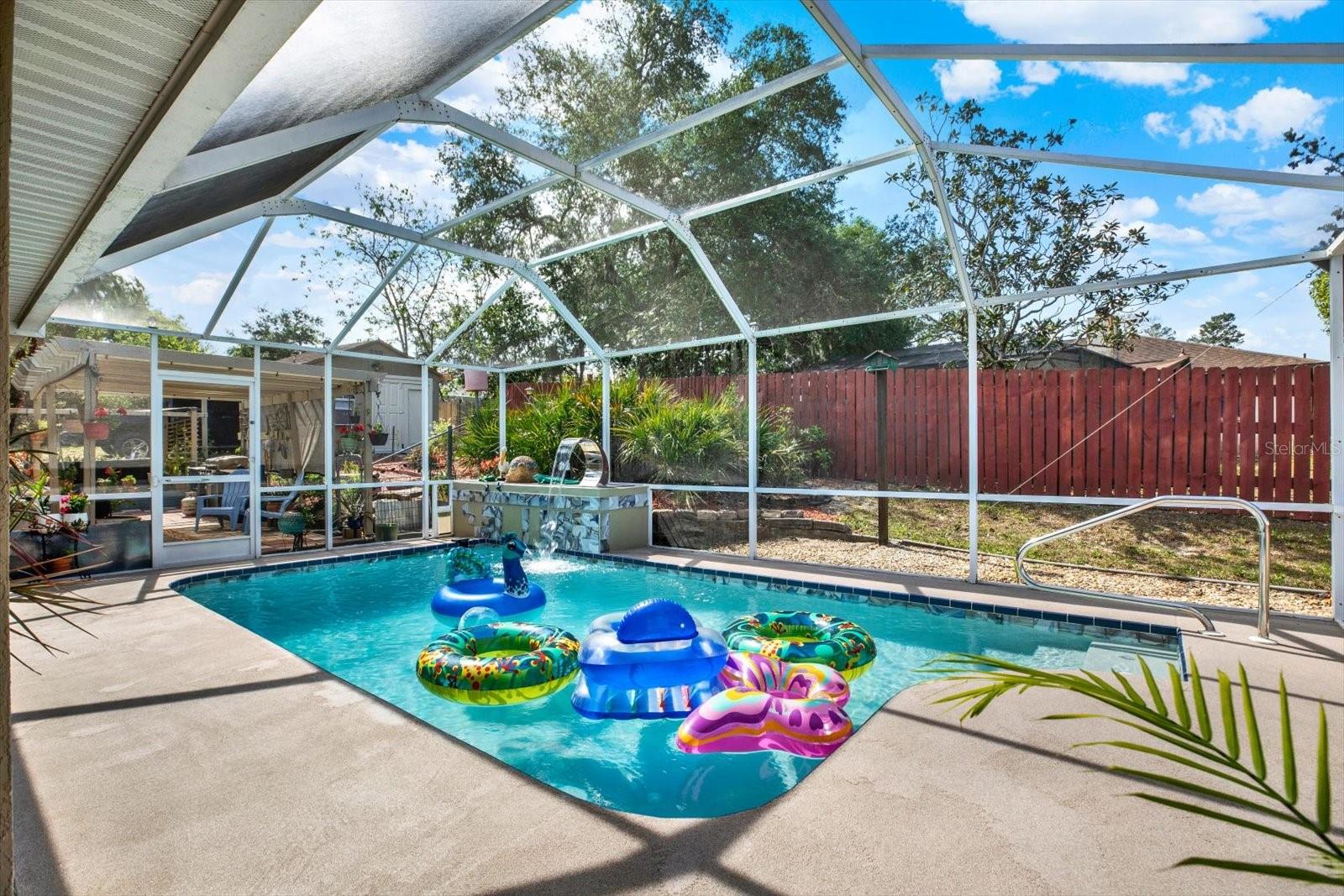 SPRING HILL - Residential