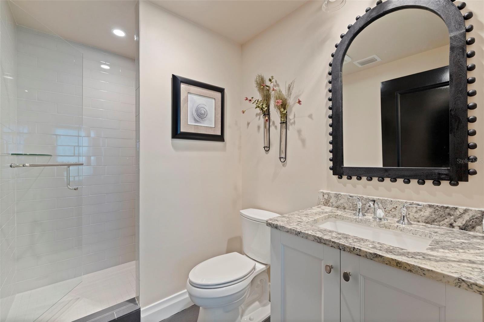 SUNSET POINTE AT COLLANY KEY CONDO - Residential