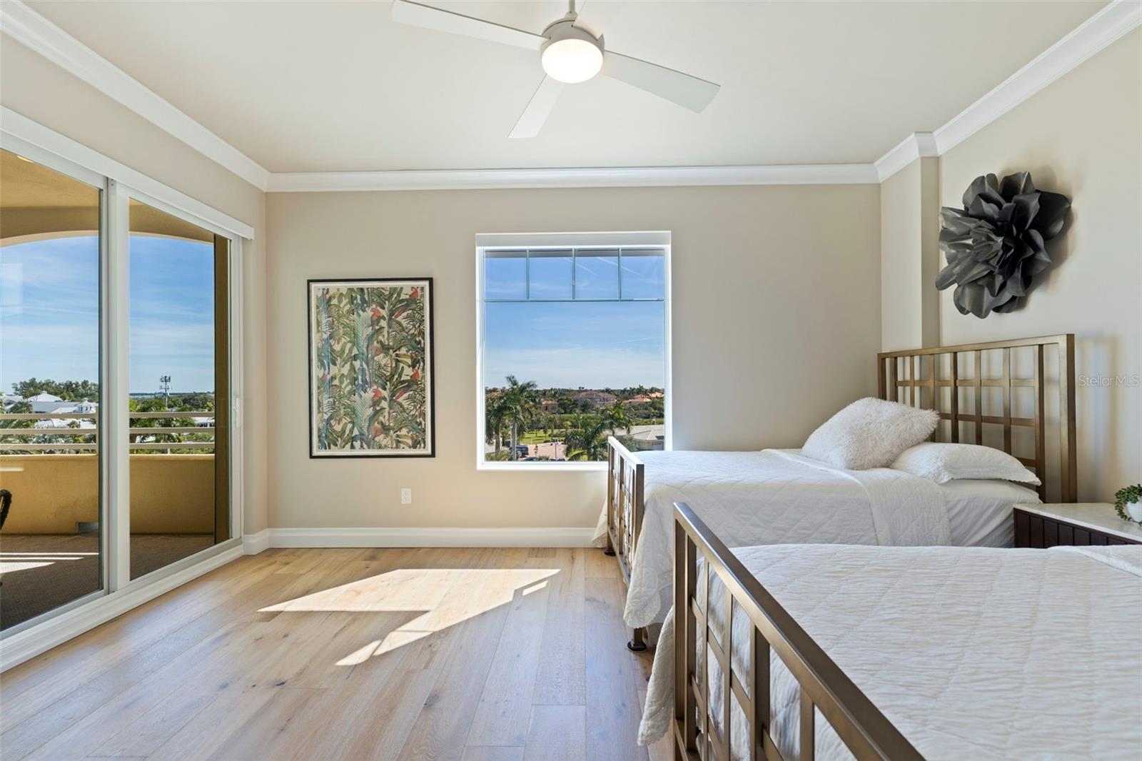 SUNSET POINTE AT COLLANY KEY CONDO - Residential