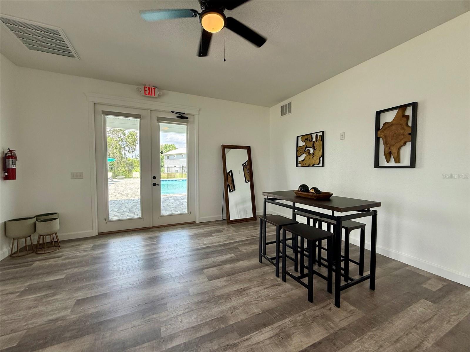 BOUNT & WHITLEDGE SUB - Residential Lease