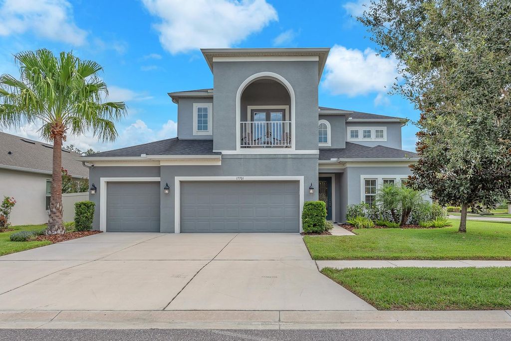 Photo of 17701 Bright Wheat Drive, Lithia, FL 33547 (MLS # TB8422802)