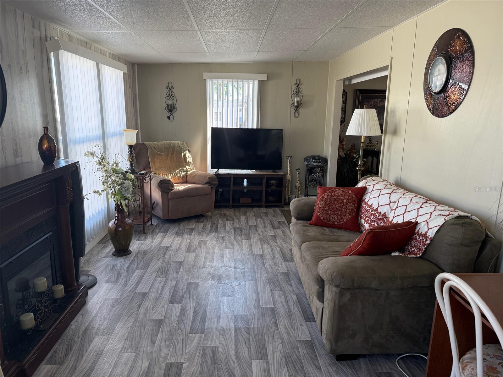 GOLDEN GATE MOBILE HOME PARK UNREC - Residential