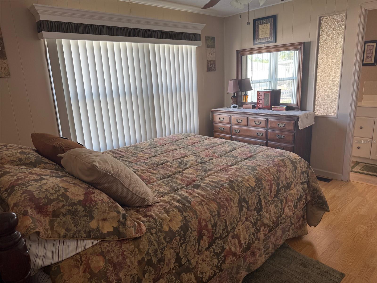 GOLDEN GATE MOBILE HOME PARK UNREC - Residential