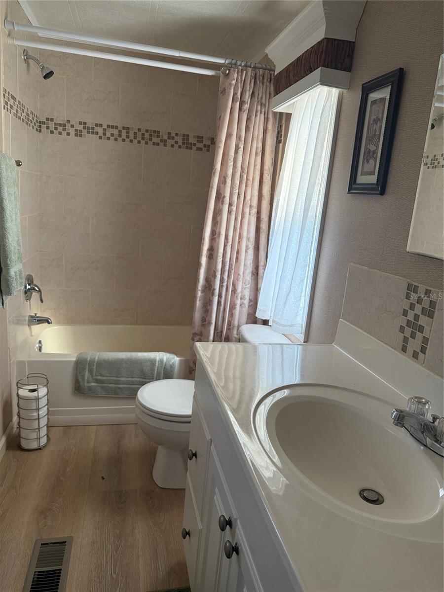 GOLDEN GATE MOBILE HOME PARK UNREC - Residential