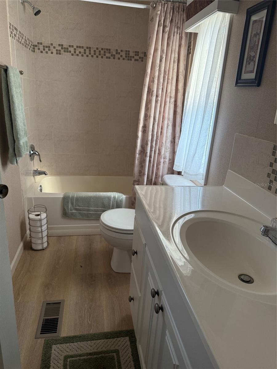 GOLDEN GATE MOBILE HOME PARK UNREC - Residential