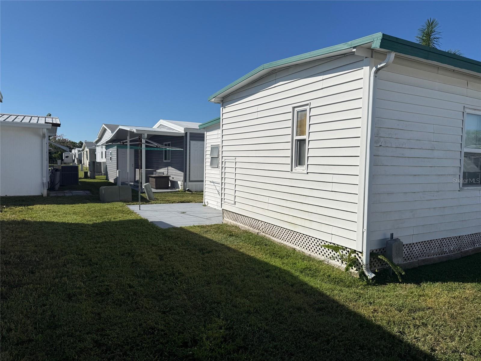 GOLDEN GATE MOBILE HOME PARK UNREC - Residential