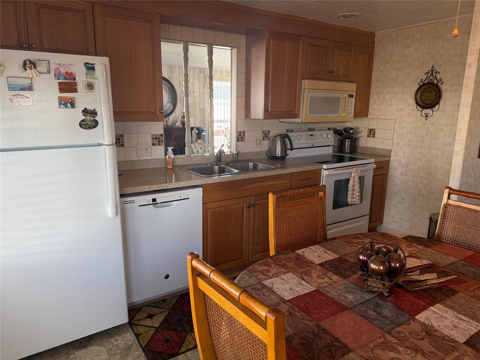 GOLDEN GATE MOBILE HOME PARK UNREC - Residential