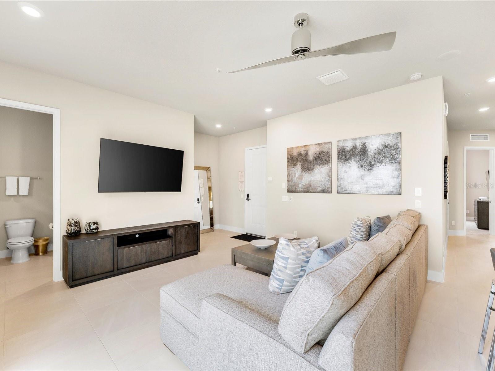 SPECTRUM AT REUNION CONDO PH 5A OR 6337/630 UNIT 7 - Residential