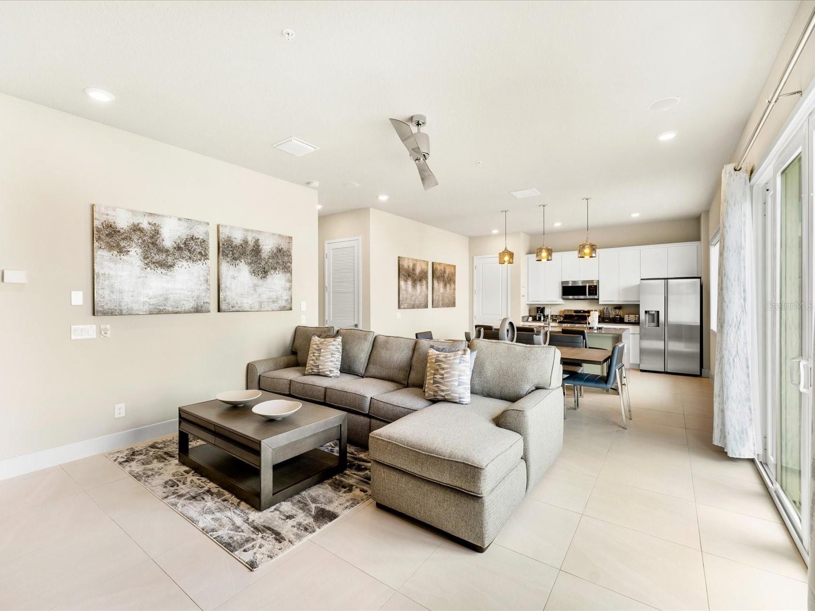 SPECTRUM AT REUNION CONDO PH 5A OR 6337/630 UNIT 7 - Residential