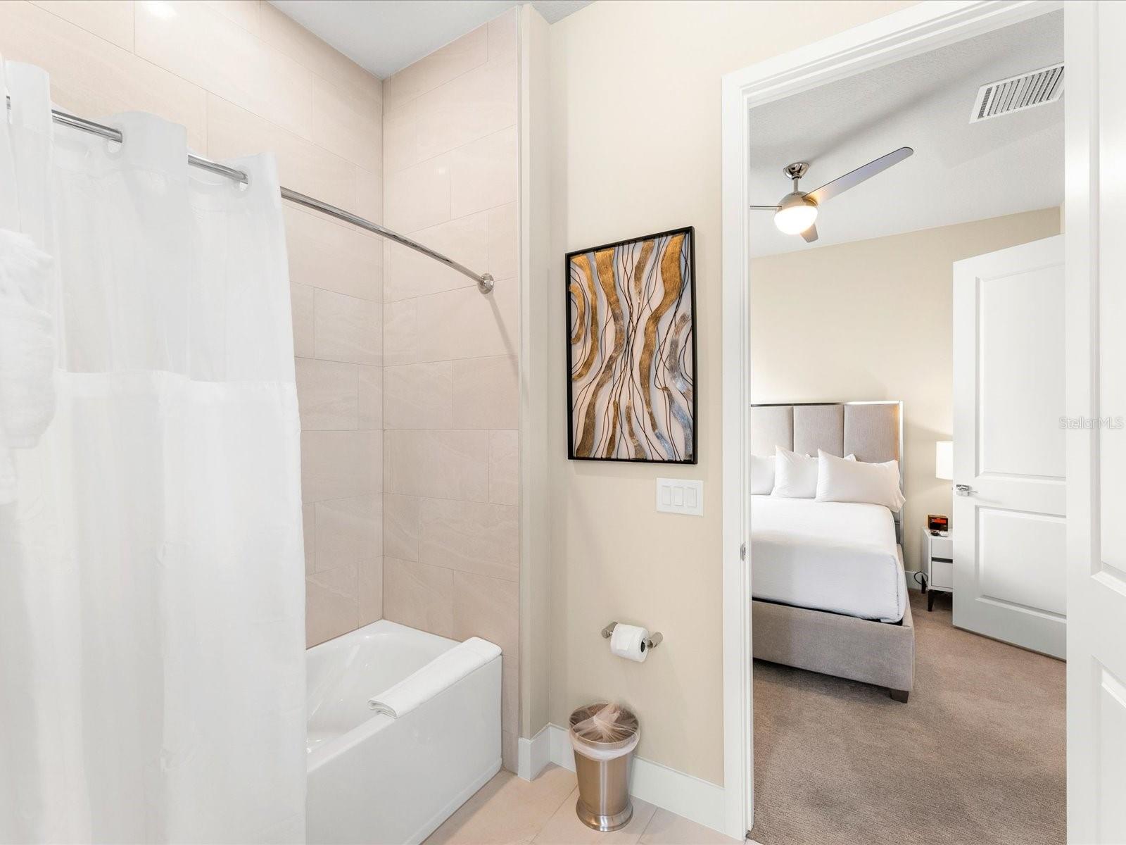 SPECTRUM AT REUNION CONDO PH 5A OR 6337/630 UNIT 7 - Residential