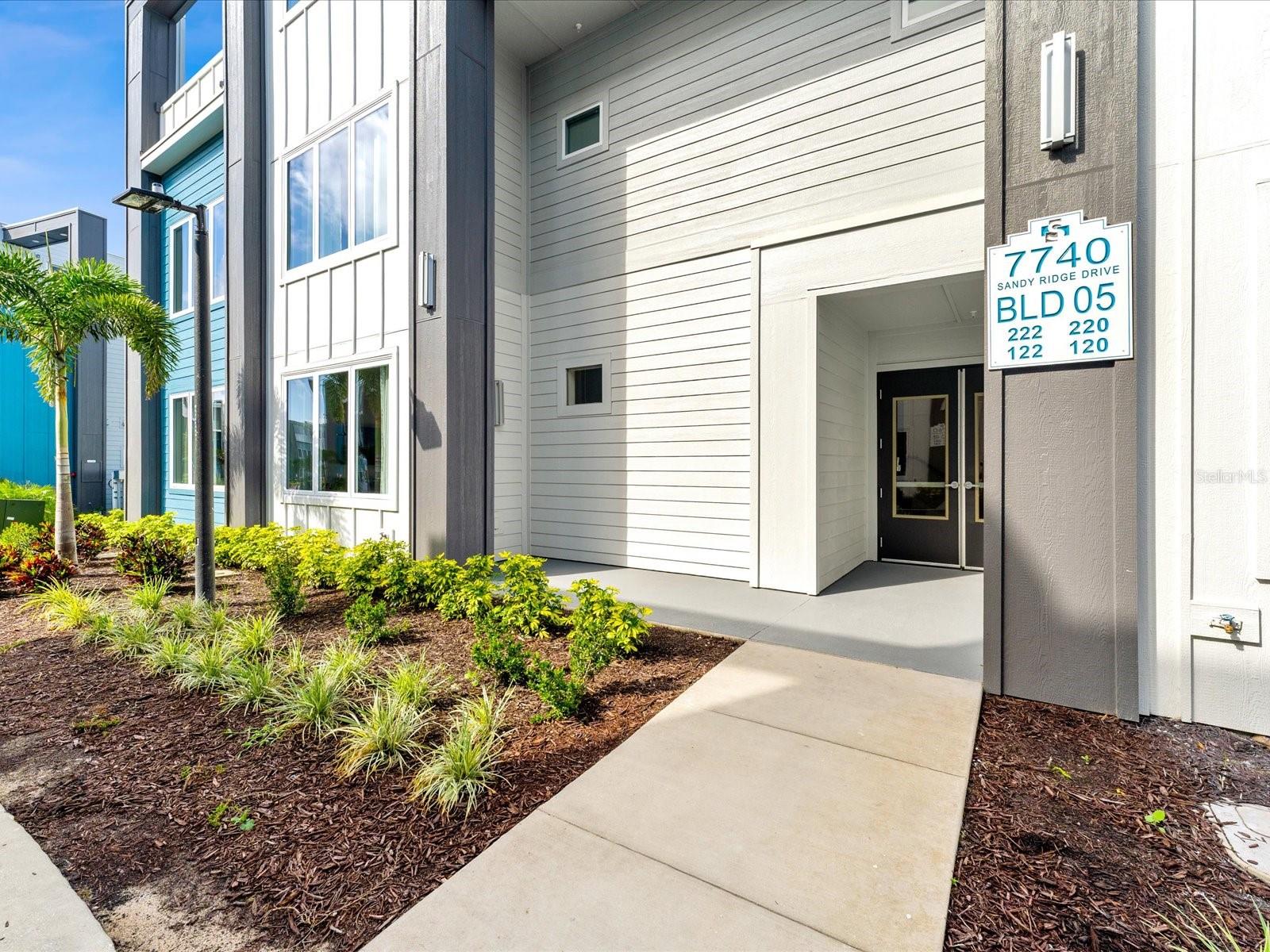 SPECTRUM AT REUNION CONDO PH 5A OR 6337/630 UNIT 7 - Residential