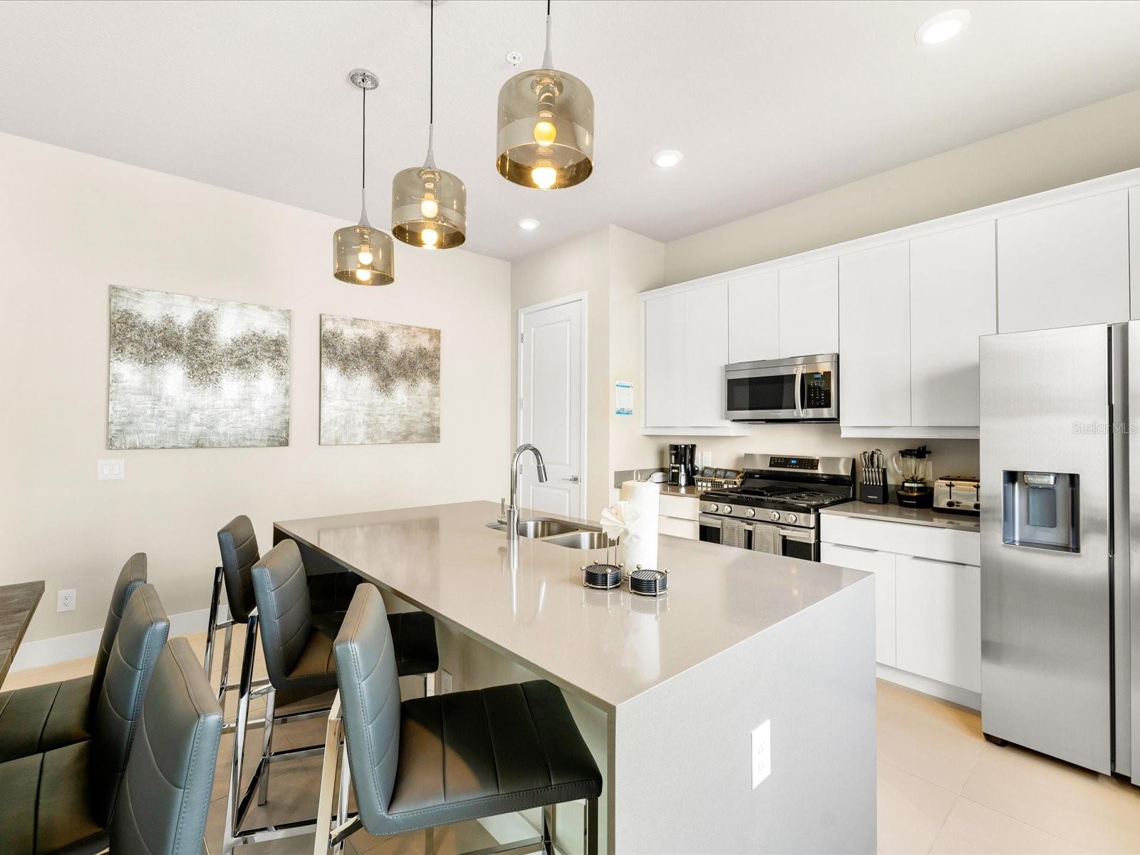 SPECTRUM AT REUNION CONDO PH 5A OR 6337/630 UNIT 7 - Residential