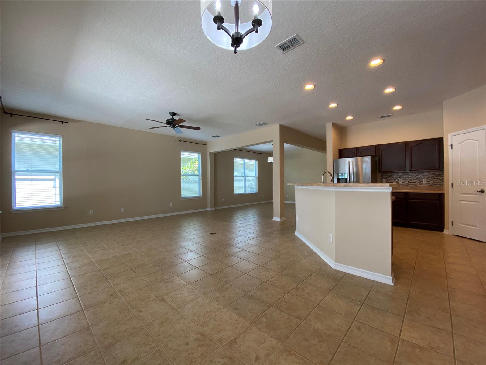 LAKES/WINDERMERE PH 03 P & Q - Residential Lease
