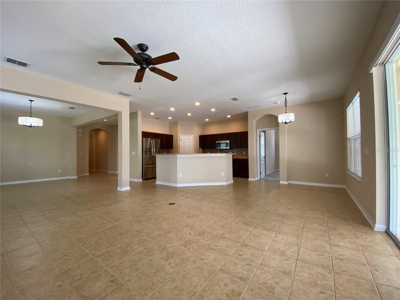 LAKES/WINDERMERE PH 03 P & Q - Residential Lease