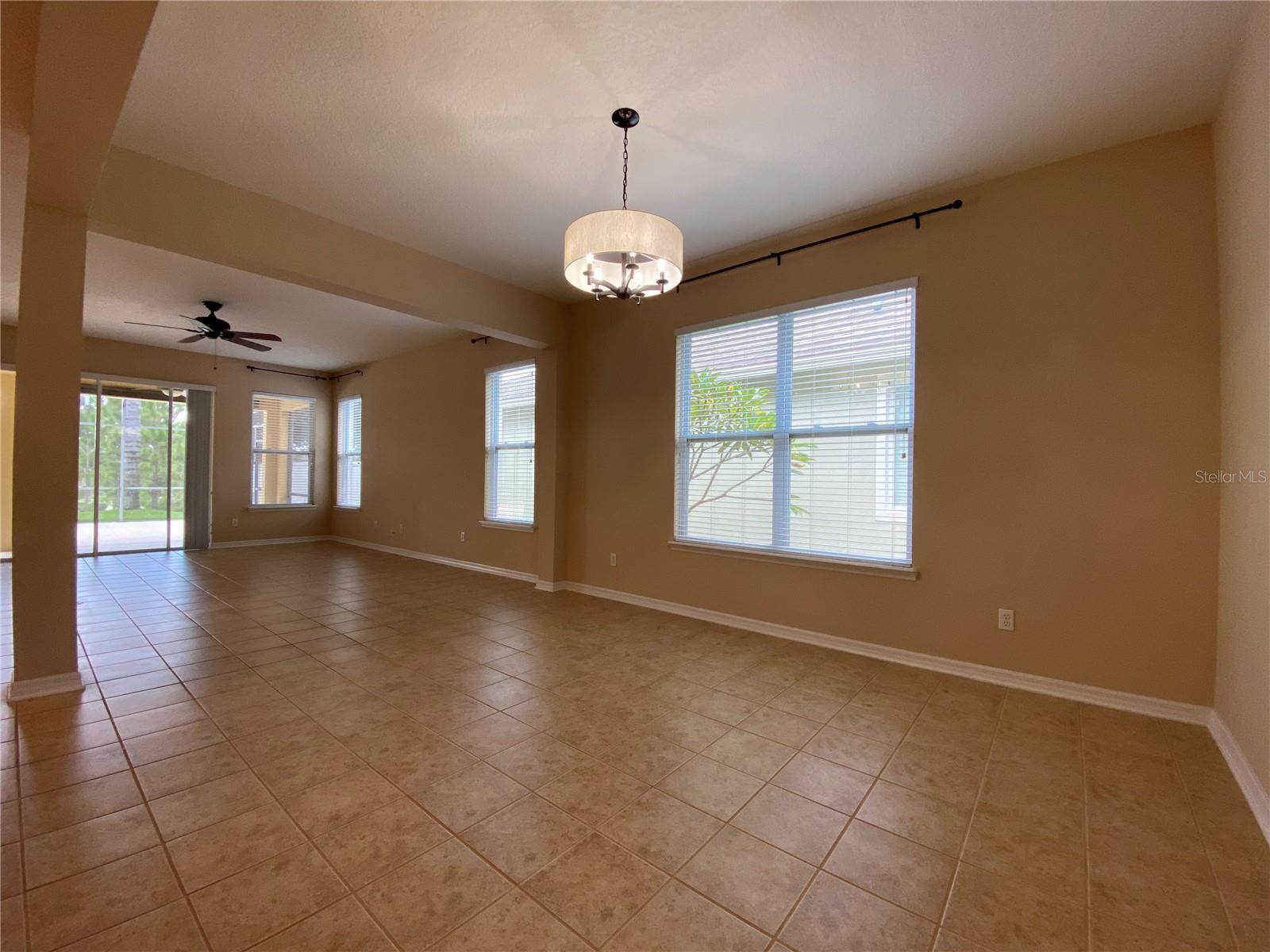 LAKES/WINDERMERE PH 03 P & Q - Residential Lease