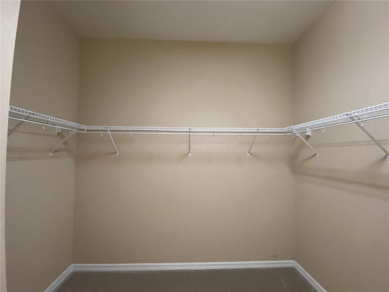 LAKES/WINDERMERE PH 03 P & Q - Residential Lease