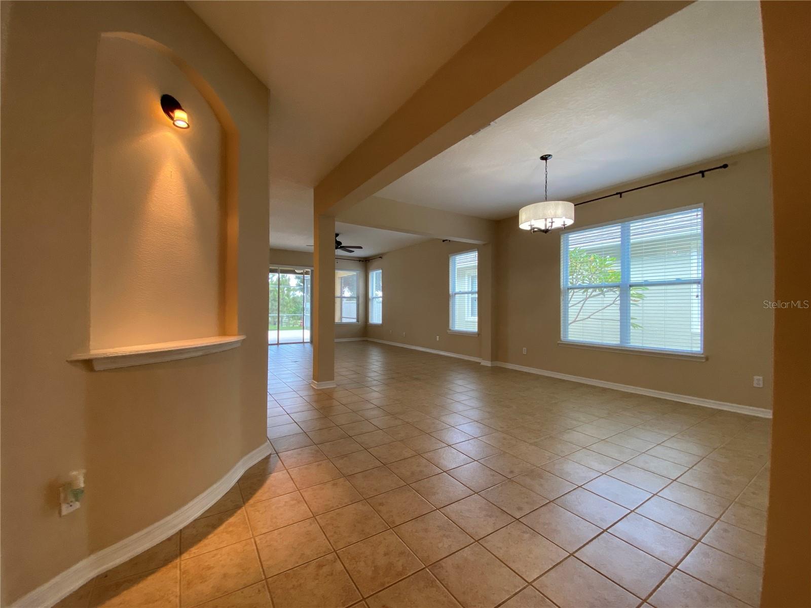LAKES/WINDERMERE PH 03 P & Q - Residential Lease