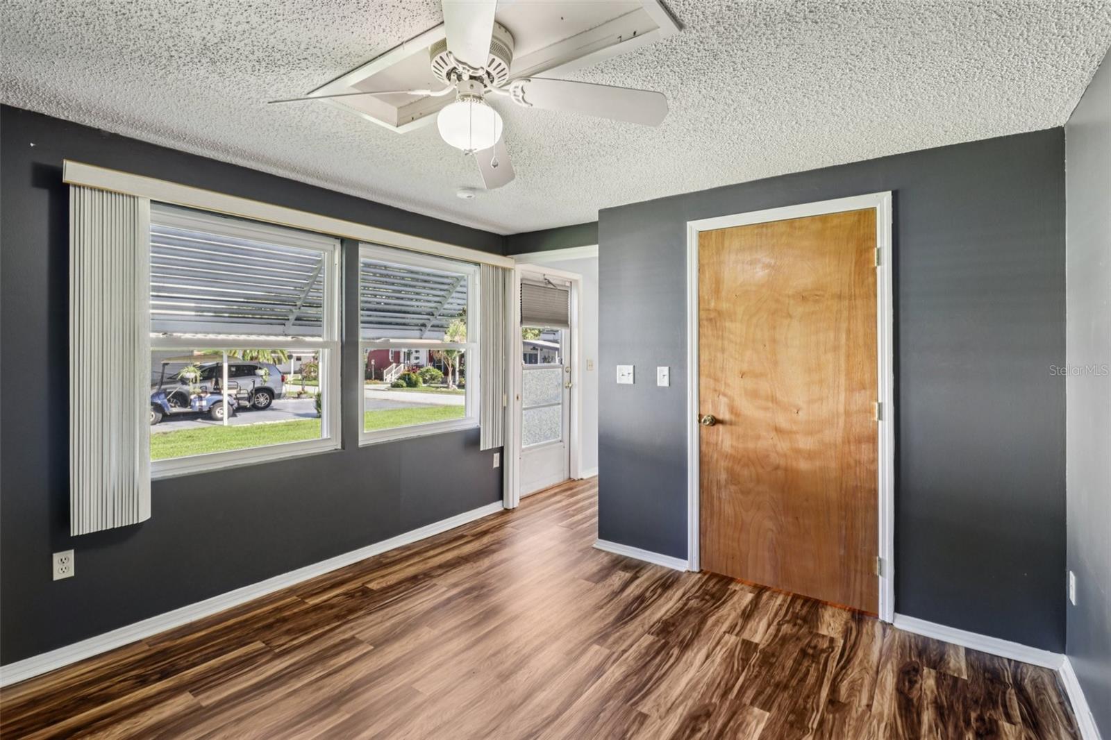 DORA PINES UNIT 3 - Residential