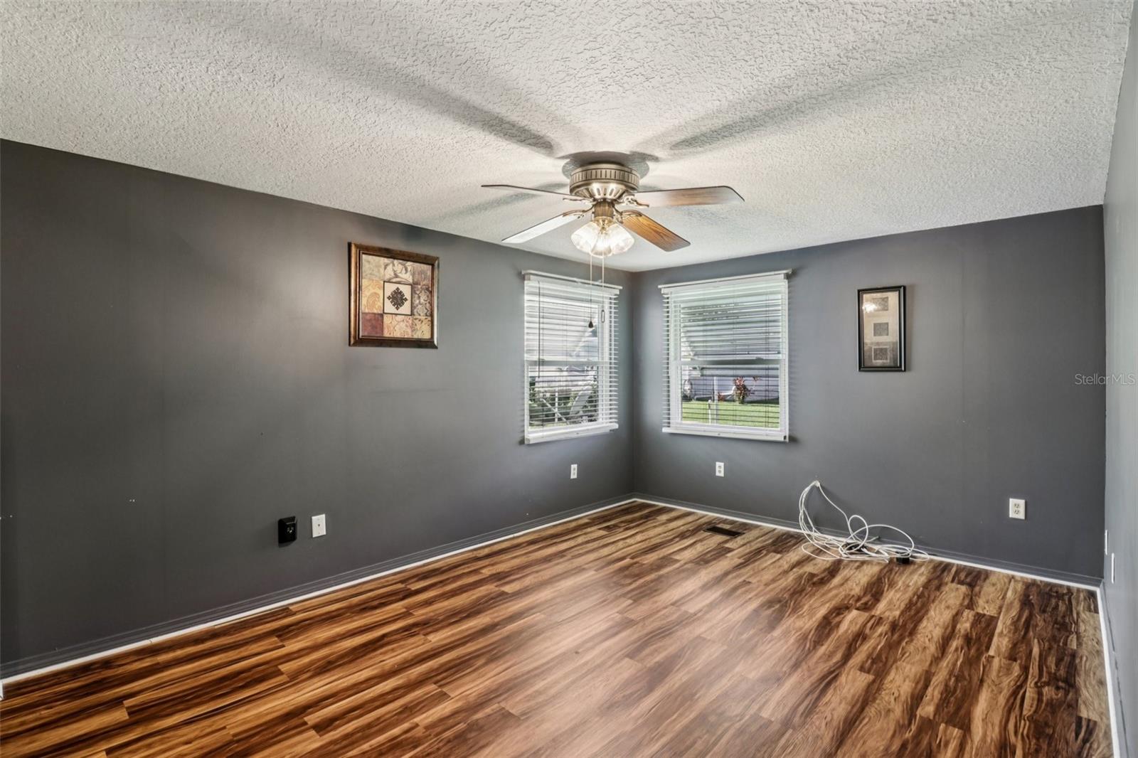 DORA PINES UNIT 3 - Residential