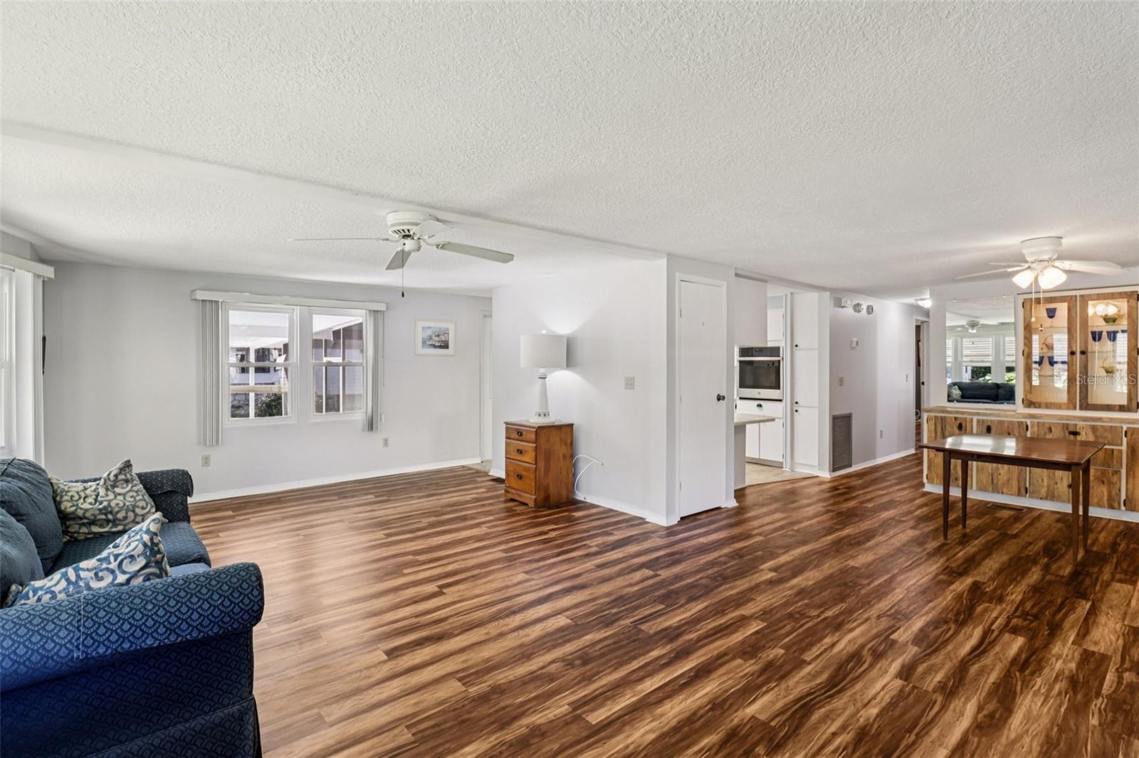 DORA PINES UNIT 3 - Residential