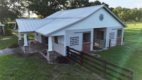 Tiny photo for 11811 SE Sunset Harbor Road, Weirsdale, FL 32195 (MLS # OM731796)
