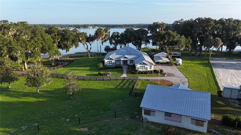 Tiny photo for 11811 SE Sunset Harbor Road, Weirsdale, FL 32195 (MLS # OM731796)