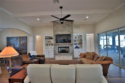 Tiny photo for 11811 SE Sunset Harbor Road, Weirsdale, FL 32195 (MLS # OM731796)
