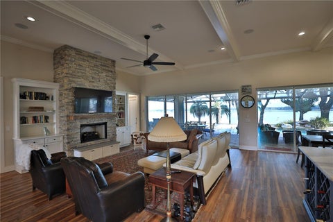 Tiny photo for 11811 SE Sunset Harbor Road, Weirsdale, FL 32195 (MLS # OM731796)