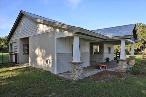 Tiny photo for 11811 SE Sunset Harbor Road, Weirsdale, FL 32195 (MLS # OM731796)