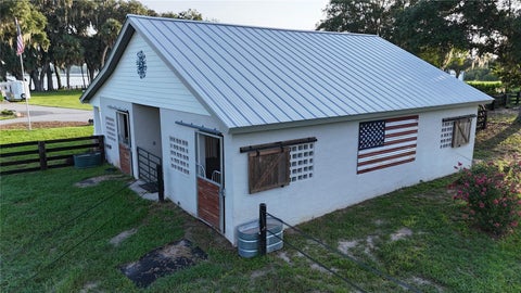 Tiny photo for 11811 SE Sunset Harbor Road, Weirsdale, FL 32195 (MLS # OM731796)