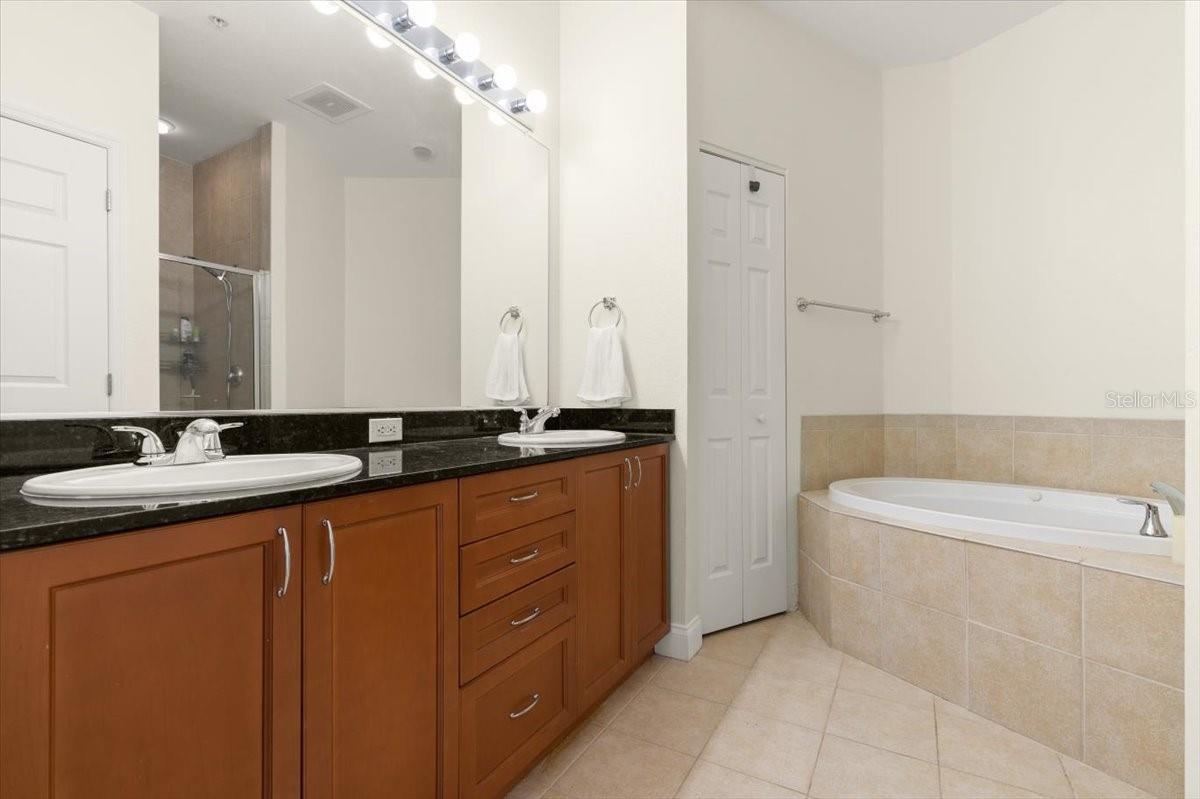 OCEANS GRAND CONDO - Residential