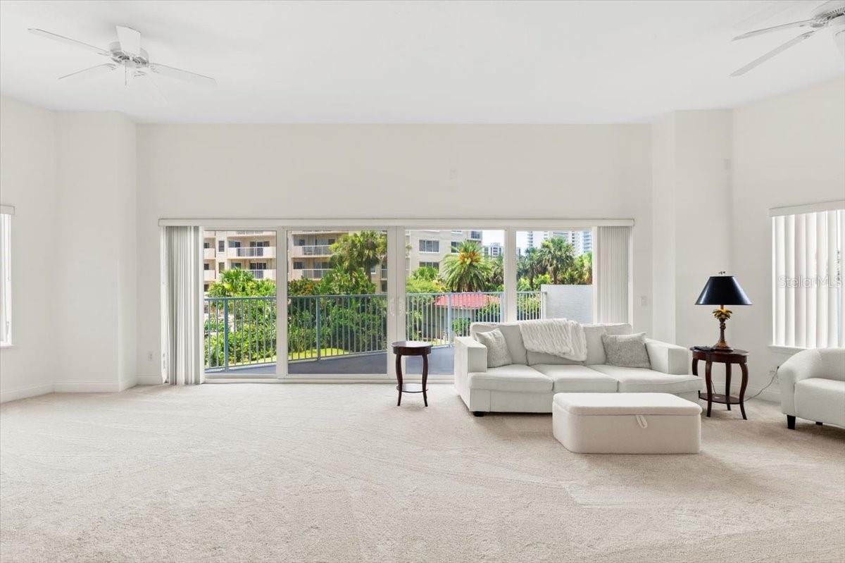 OCEANS GRAND CONDO - Residential