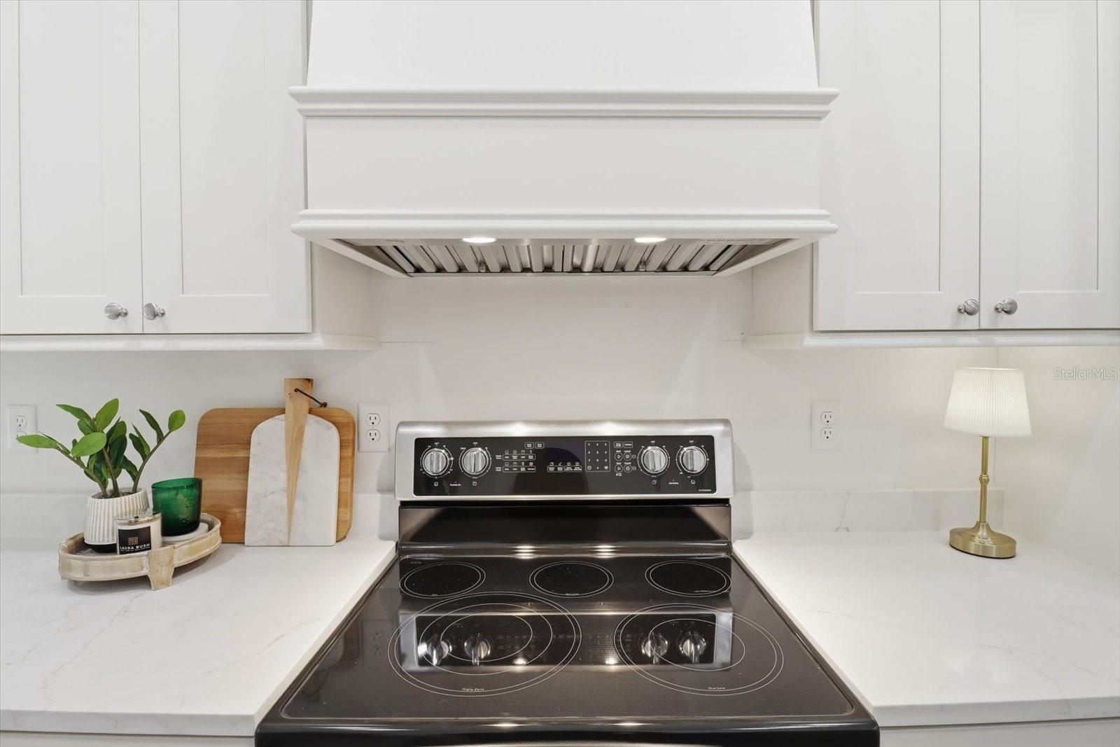 CRYSTAL MANOR UNIT 03 - Residential