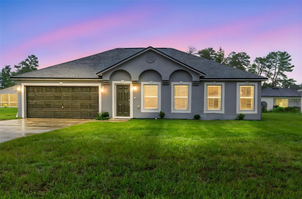 Photo of 3750 SW 127th Lane Road, Ocala, FL 34473 (MLS # O6327858)
