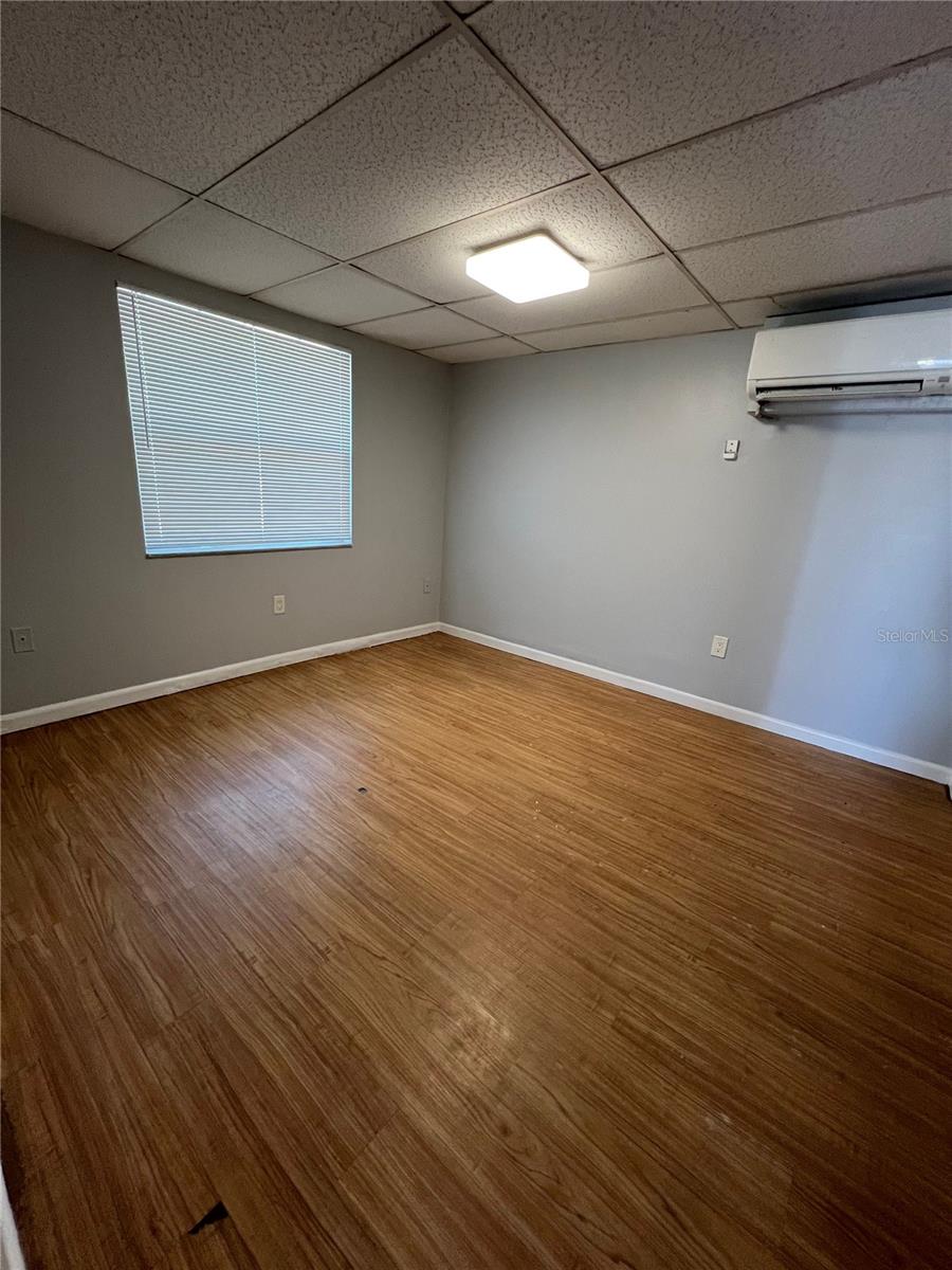 DO RAY VILLAS - Residential Lease