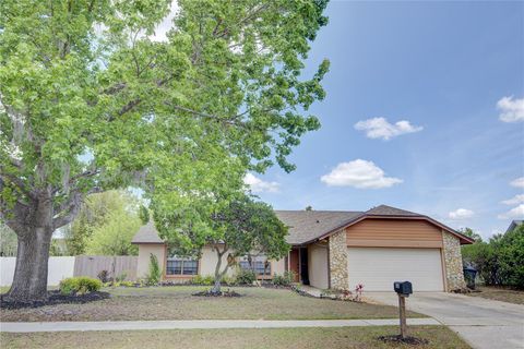 Photo of 1024 Dinero Drive, Winter Springs, FL 32708 (MLS # O6404240)