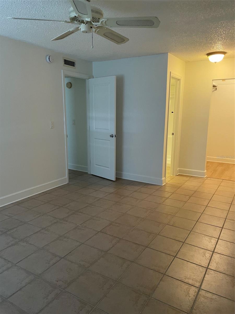 PEPPERTREE LAKE CONDOMINIUM ASSOCIATION, INC. - Residential