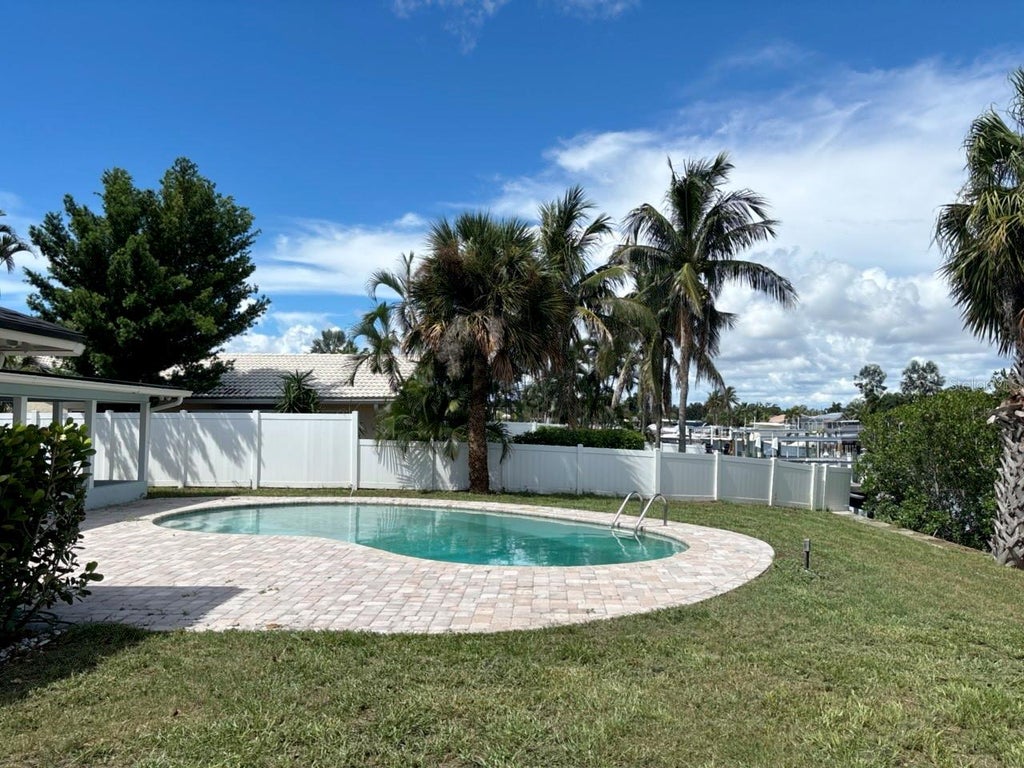 Photo of 4568 40th Street S, St Petersburg, FL 33711 (MLS # TB8550463)