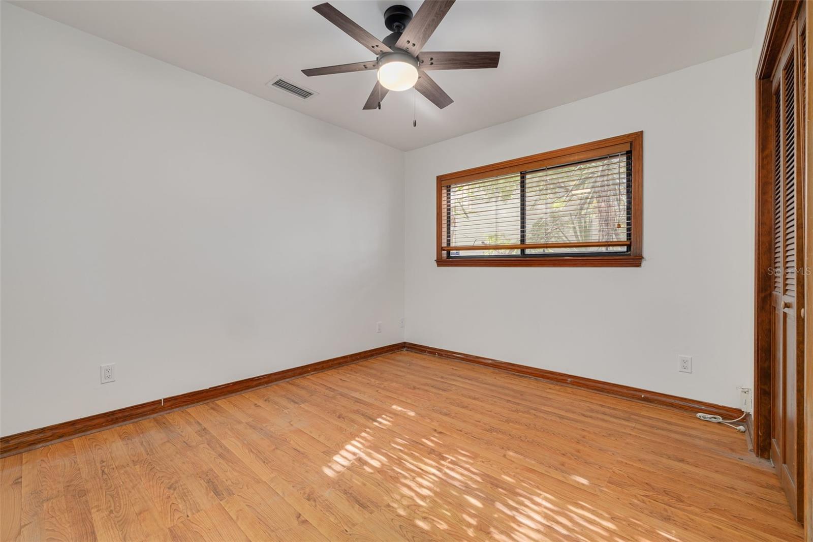 DAVIS ISLANDS PB10 PG52 TO 57 - Residential