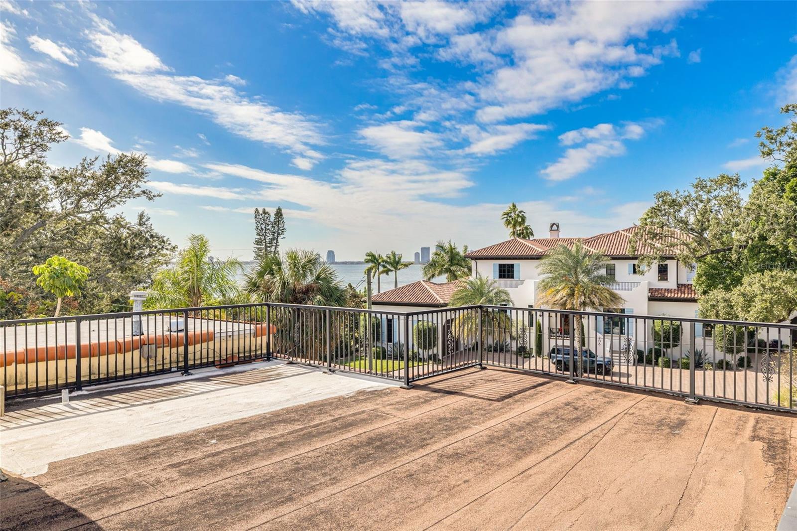 DAVIS ISLANDS PB10 PG52 TO 57 - Residential